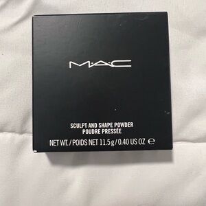 MAC Cosmetics Sculpt and Shape Powder - Black